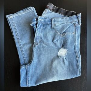 Torrid sky high skinny crop